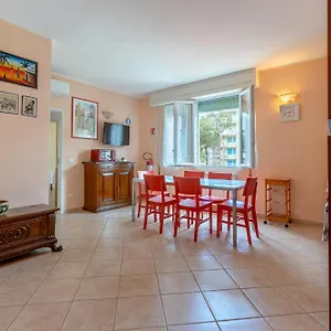 Flat Con Balcone E Parcheggio! Llido Degli Estensi